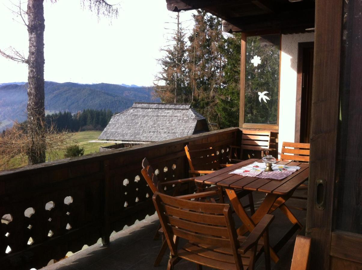 Almhaus Tschamutsch Apartment Niederwinklern Luaran gambar